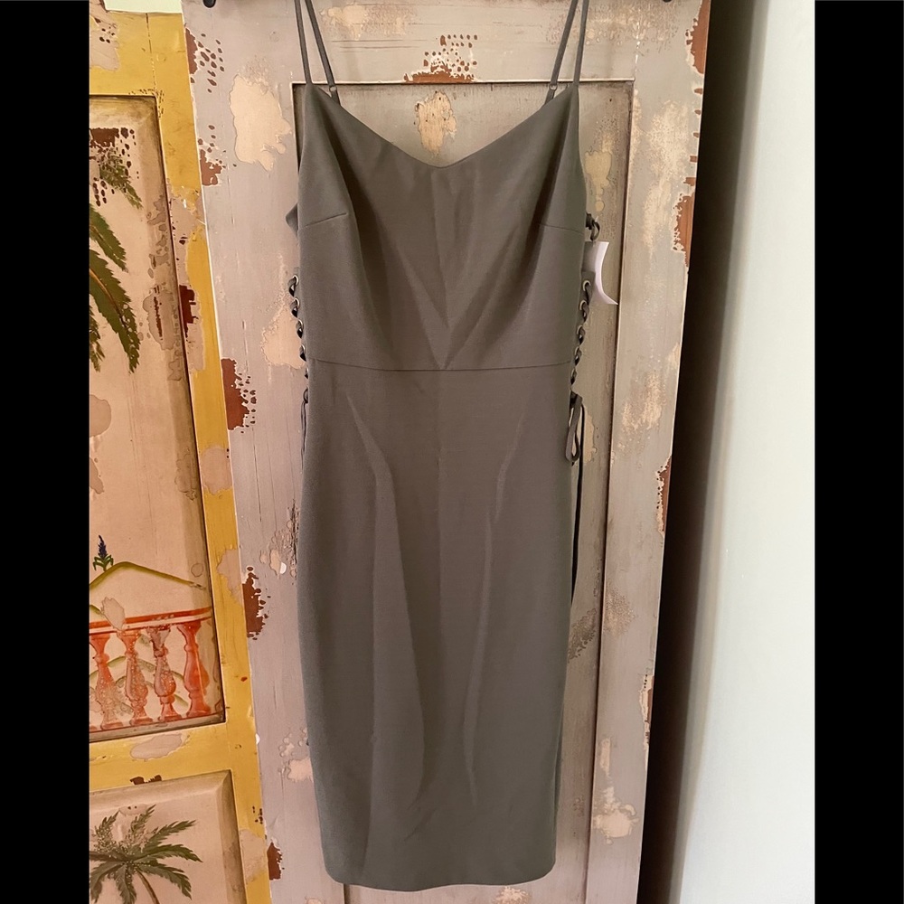 Dress/I State